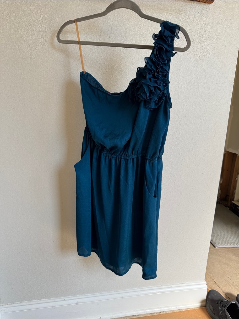 One-Shoulder Ruffle Dress Top in Teal